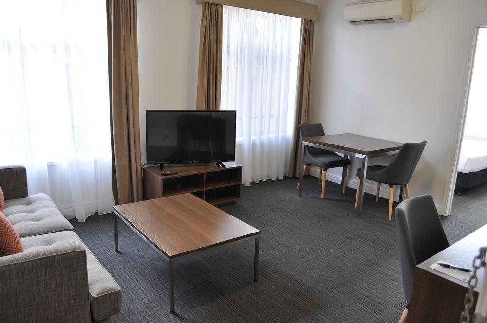 Quest Dandenong Aparthotel Ngoại thất bức ảnh