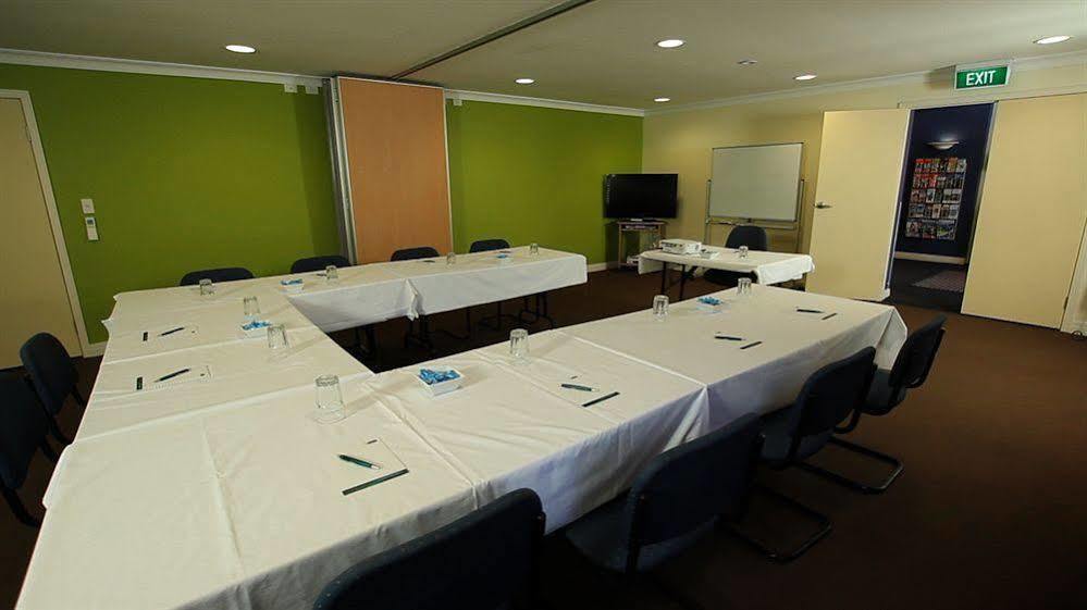 Quest Dandenong Aparthotel Ngoại thất bức ảnh