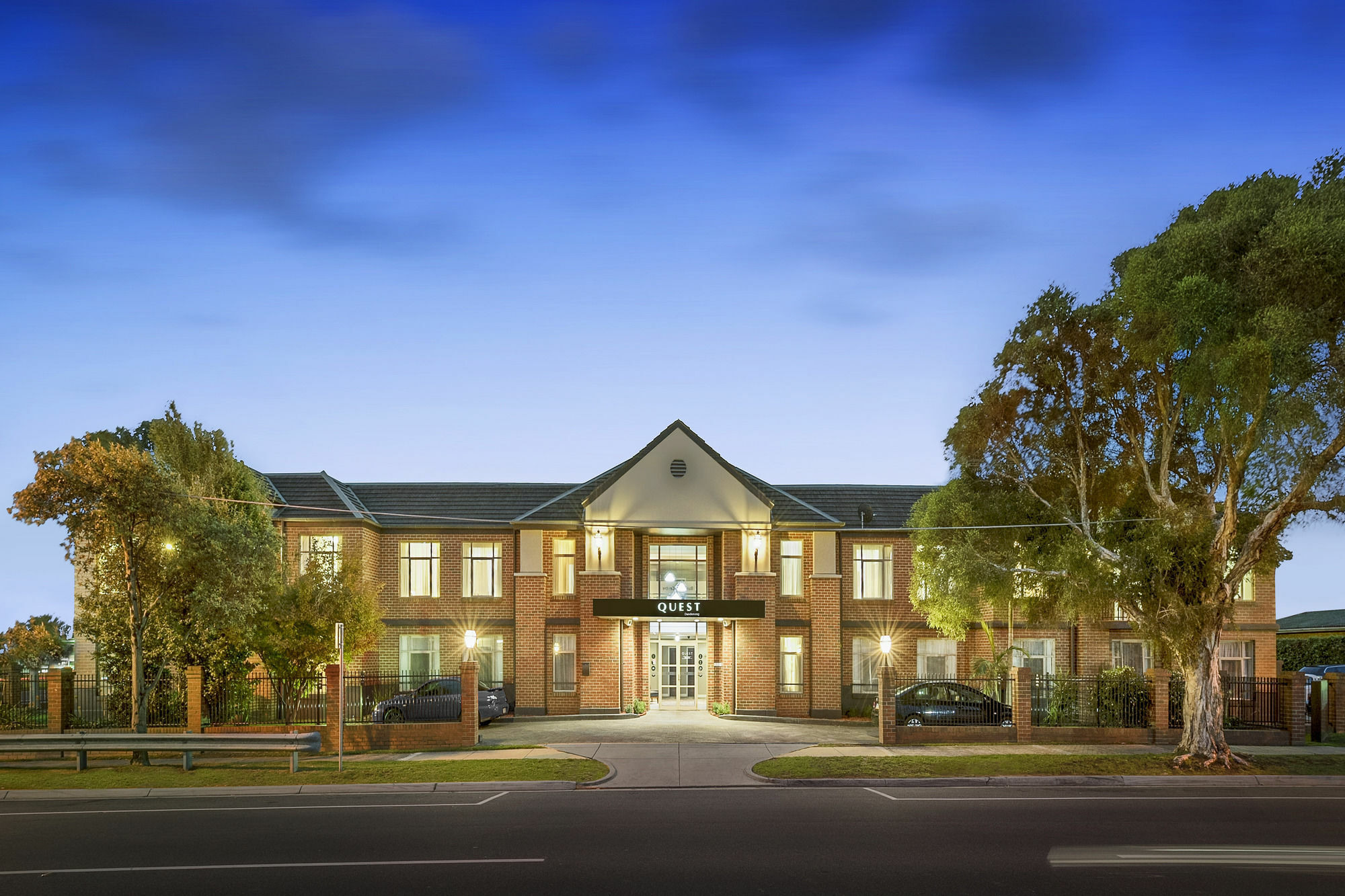 Quest Dandenong Aparthotel Ngoại thất bức ảnh